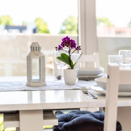 Gemuetliches Und Lichtdurchflutetes Penthouse Mit Sternenhimmelblick, Boxspringbett Und Terrasse - Gute Anbindung An Die Innenstadt Kassel Exterior foto